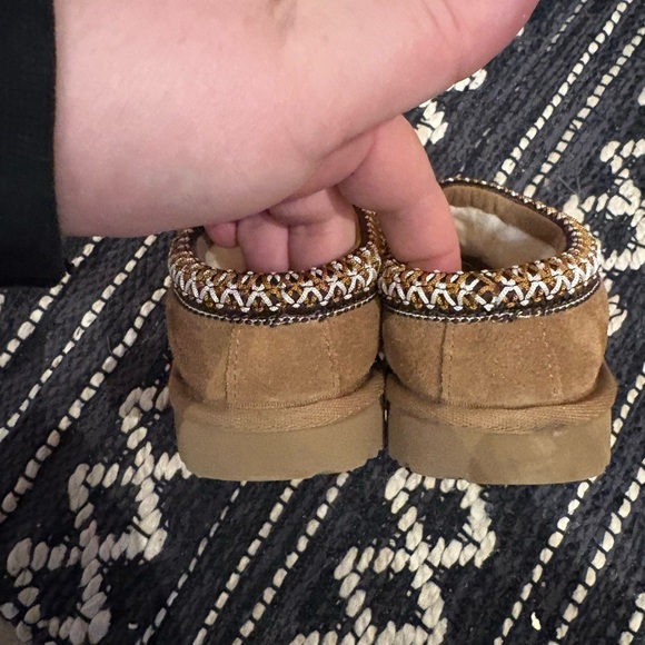 UGG Tasman Slippers - Picture 4 of 4